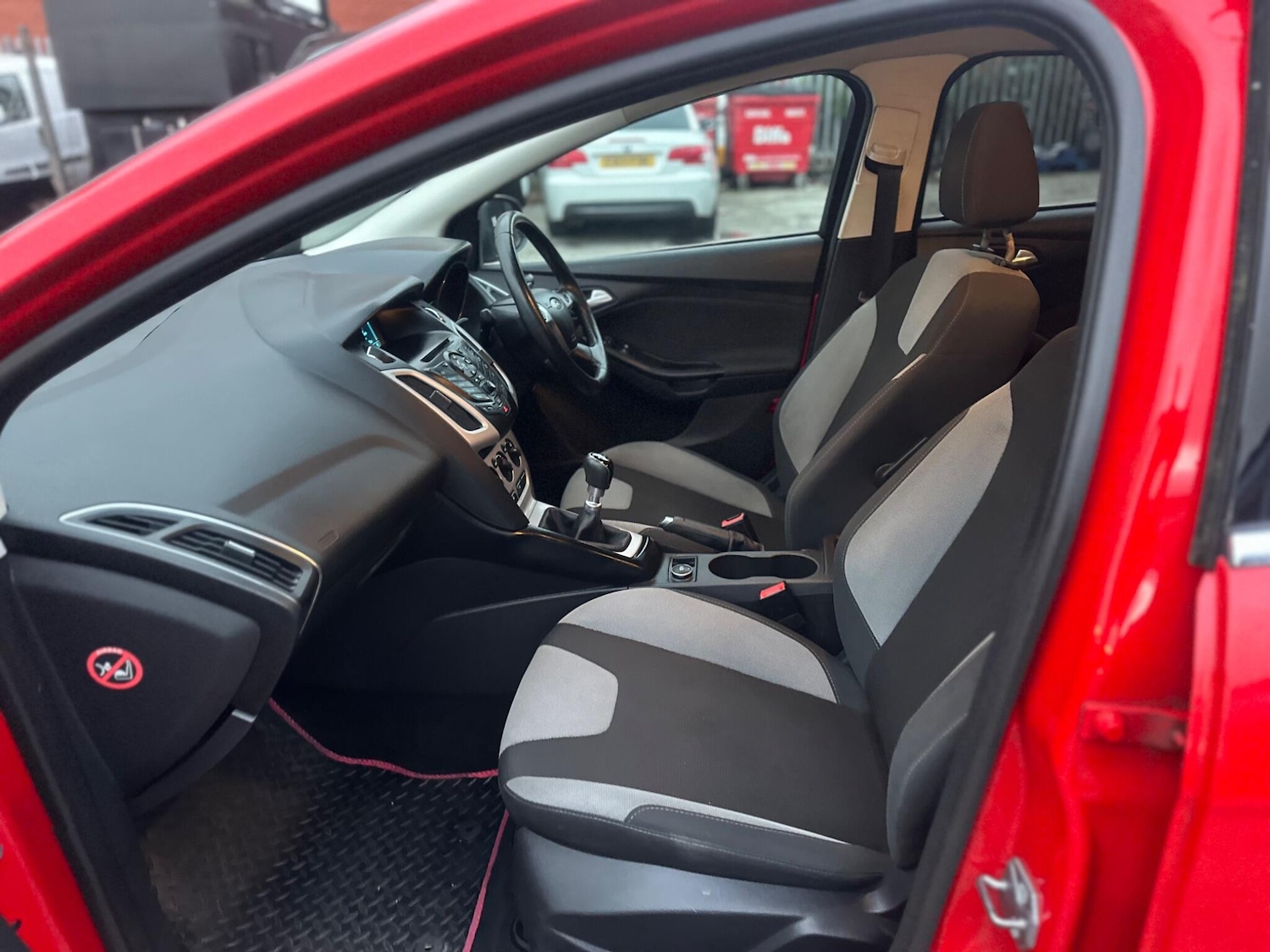 Used Ford Focus 2014 for sale - 77605050: Photo 44