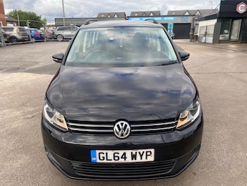 Used Volkswagen Touran 2014 for sale - 75387659: Photo