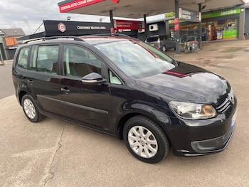 Used Volkswagen Touran 2014 for sale - 75387659: Photo