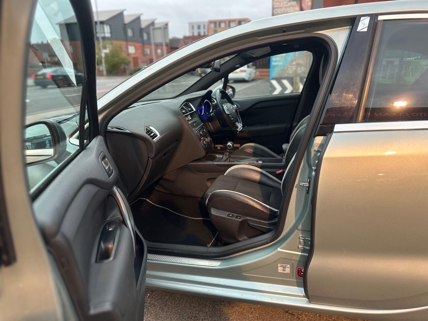 Used Citroen DS4 2011 for sale - 76201334: Photo 33