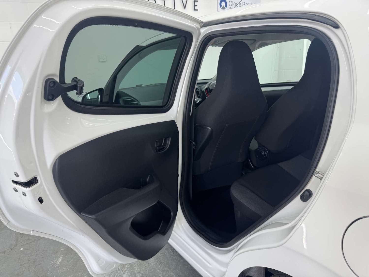Vehicle 29