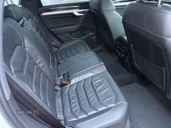 Used Volkswagen Touareg 2023 for sale - 76850637: Photo 12