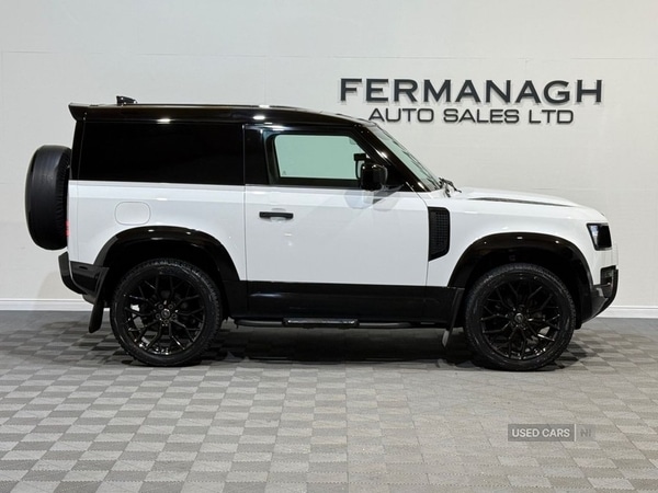 Used Land Rover Defender 2024 for sale - 77280424: Photo 2