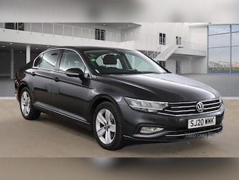 Volkswagen - Passat
