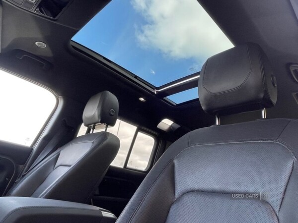 Used Land Rover Defender 2023 for sale - 75671163: Photo 13
