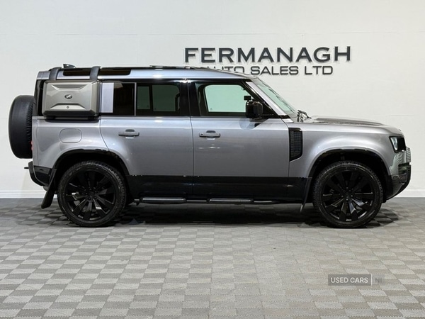 Used Land Rover Defender 2024 for sale - 77346106: Photo 2