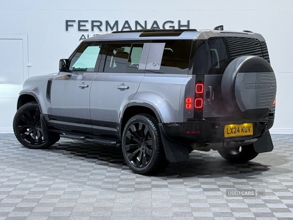 Used Land Rover Defender 2024 for sale - 77346106: Photo 3