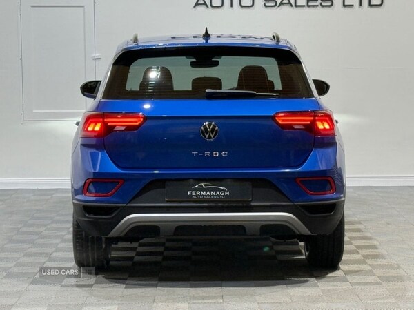 Used Volkswagen T-Roc 2023 for sale - 77132231: Photo 8