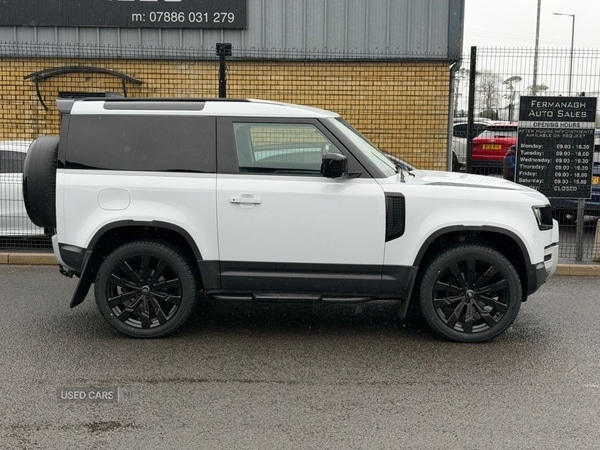 Used Land Rover Defender 2022 for sale - 77958836: Photo 2