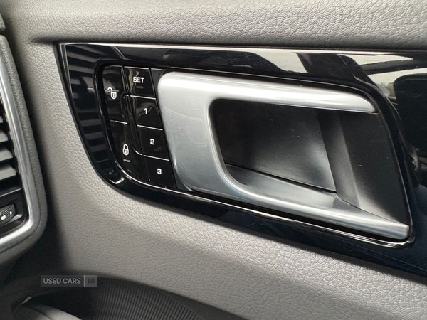 Used Porsche Cayenne 2018 for sale - 76308206: Photo 19