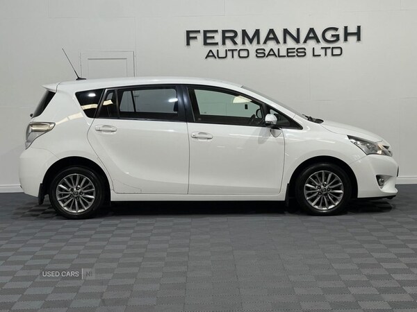 Used Toyota Verso 2016 for sale - 74396568: Photo 2
