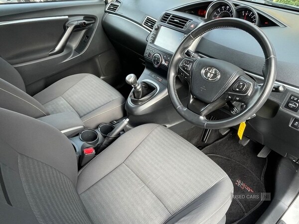 Used Toyota Verso 2016 for sale - 74396568: Photo 9