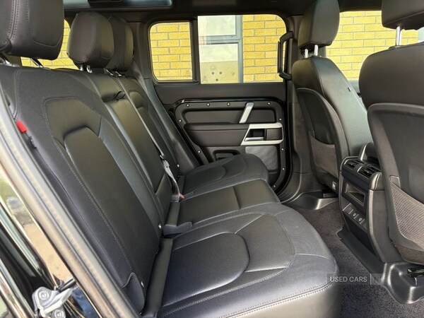 Used Land Rover Defender 2024 for sale - 75081315: Photo 10