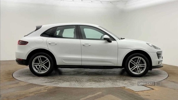 Used Porsche Macan 2018 for sale - 78116982: Photo 2