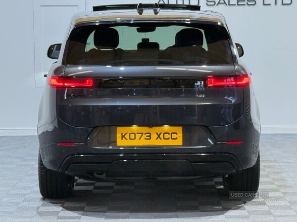 Used Land Rover Range Rover Sport 2024 for sale - 76251531: Photo 8