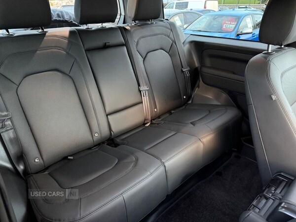 Used Land Rover Defender 2025 for sale - 77705902: Photo 12