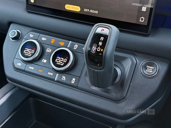 Used Land Rover Defender 2025 for sale - 77705902: Photo 14