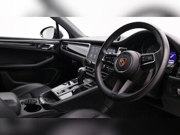 Used Porsche Macan 2022 for sale - 78205691: Photo
