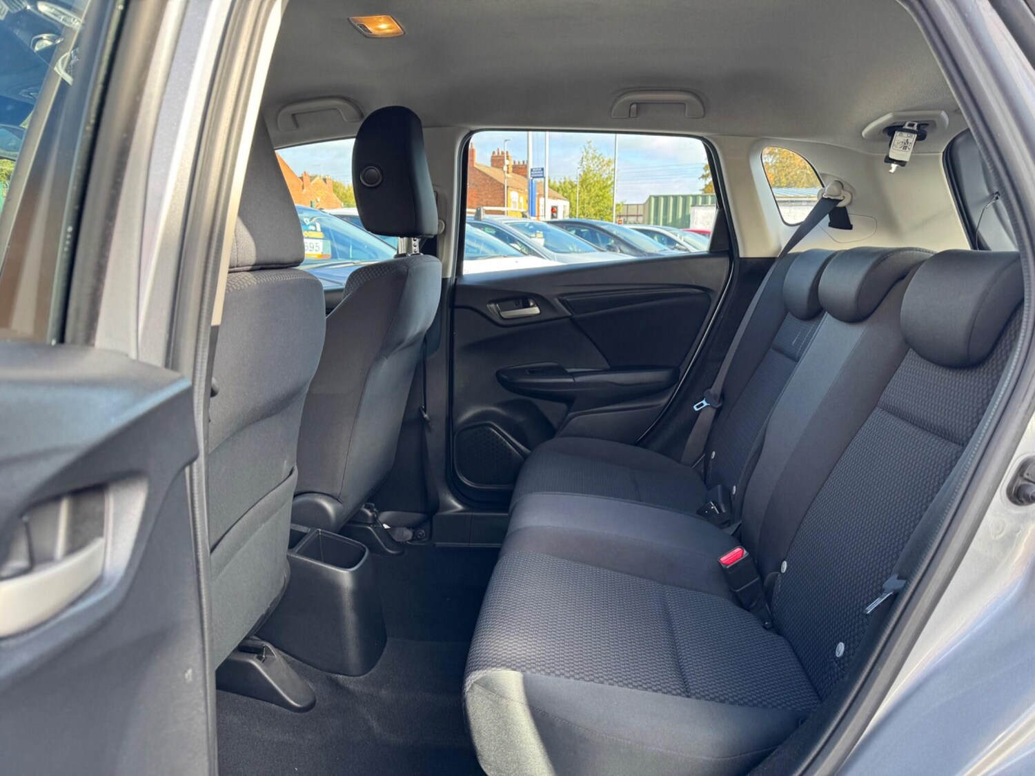 Used Honda Jazz 2018 for sale - 77351830: Photo 11