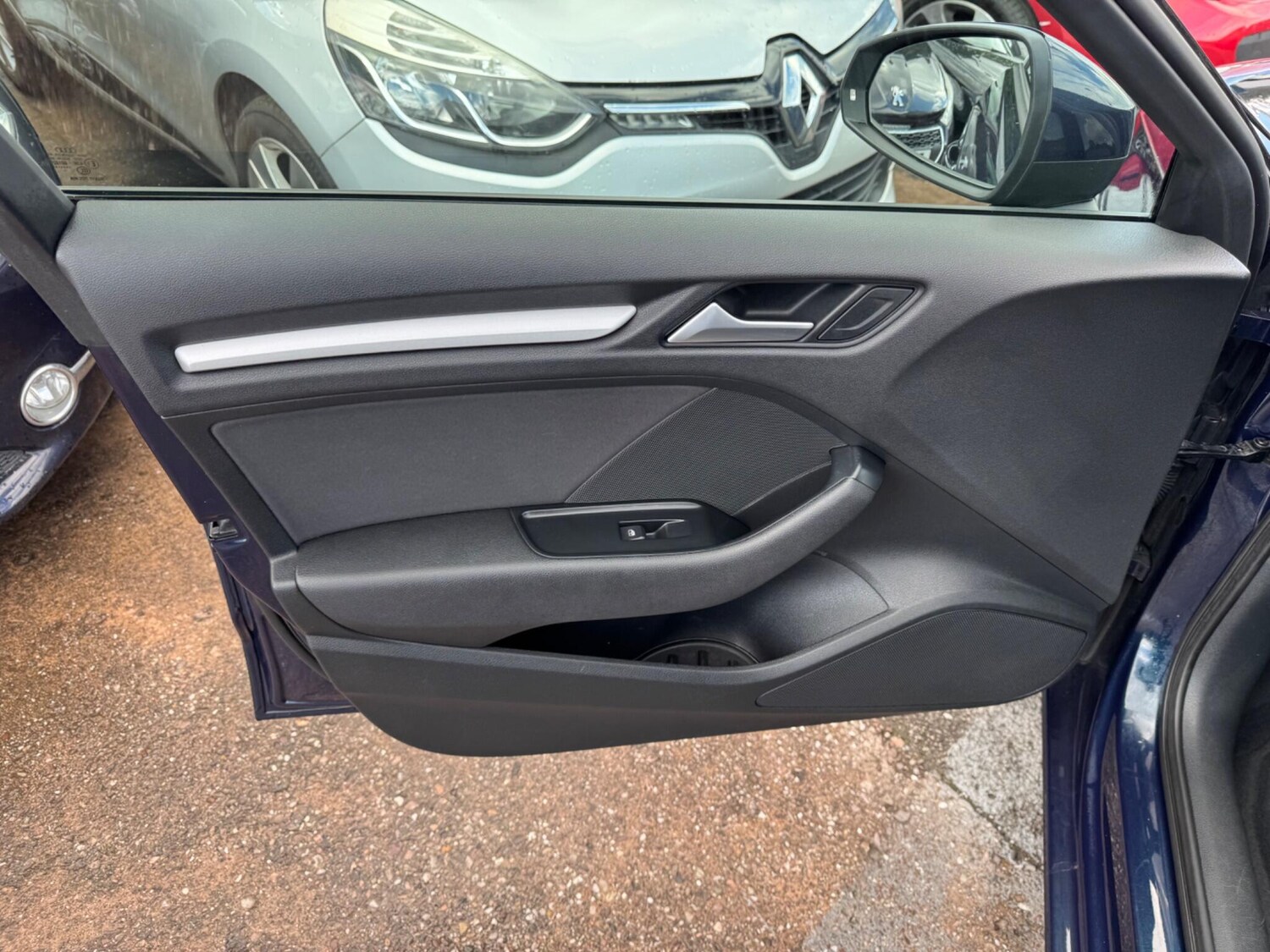 Used Audi A3 2017 for sale - 77633403: Photo 11