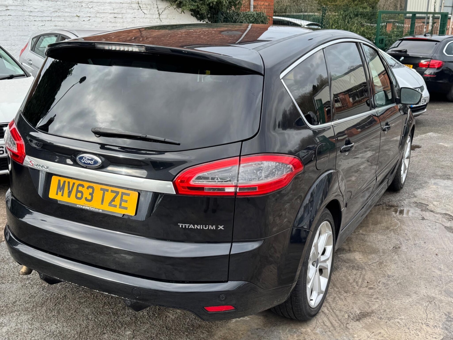Used Ford S-Max 2013 for sale - 77396373: Photo 16