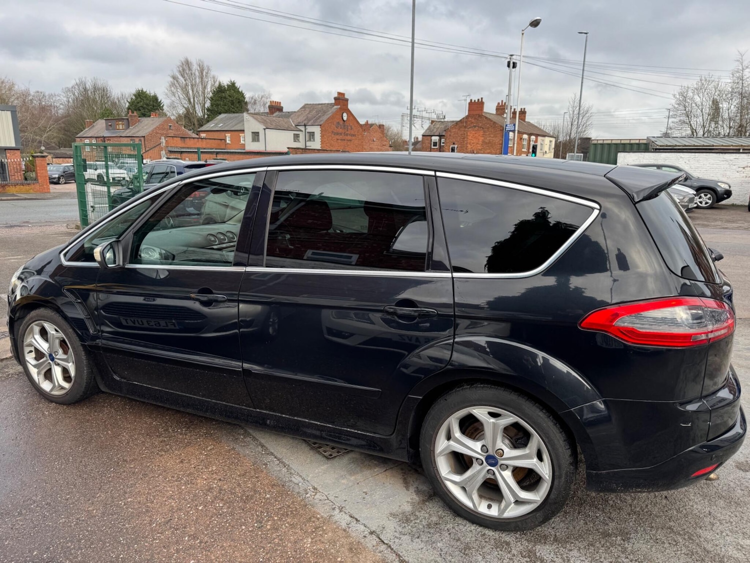 Used Ford S-Max 2013 for sale - 77396373: Photo 24