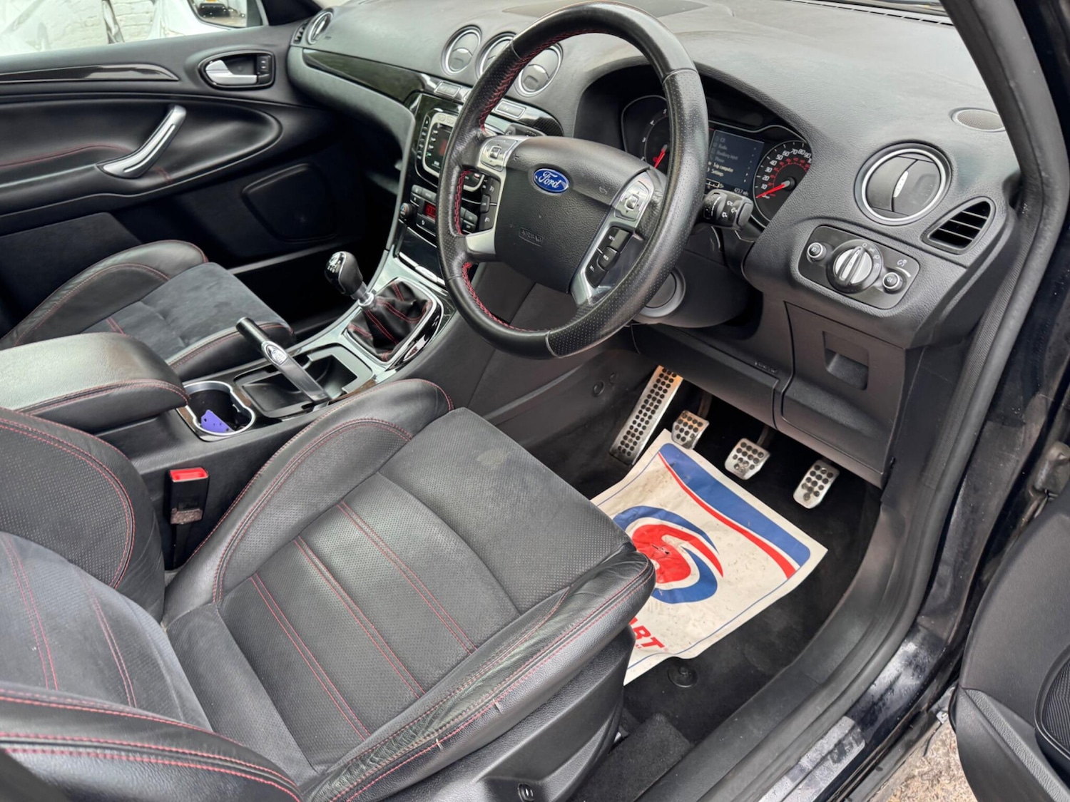 Used Ford S-Max 2013 for sale - 77396373: Photo 3