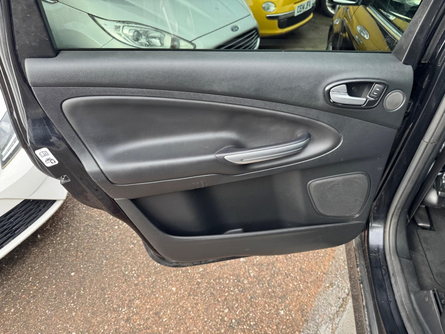 Used Ford S-Max 2013 for sale - 77396373: Photo 32