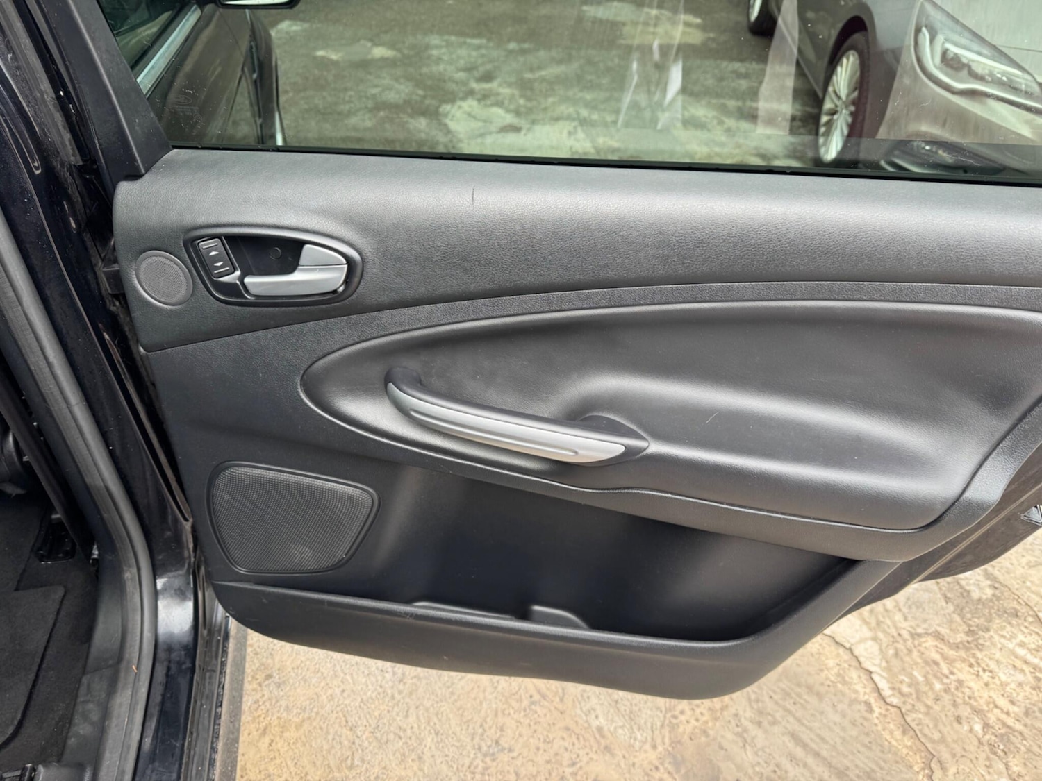 Used Ford S-Max 2013 for sale - 77396373: Photo 38