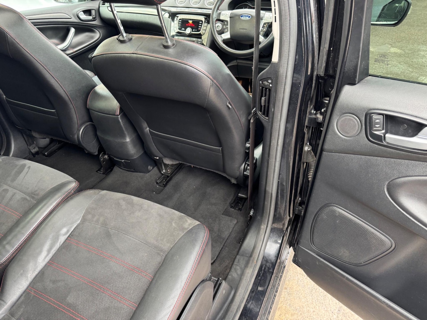 Used Ford S-Max 2013 for sale - 77396373: Photo 44