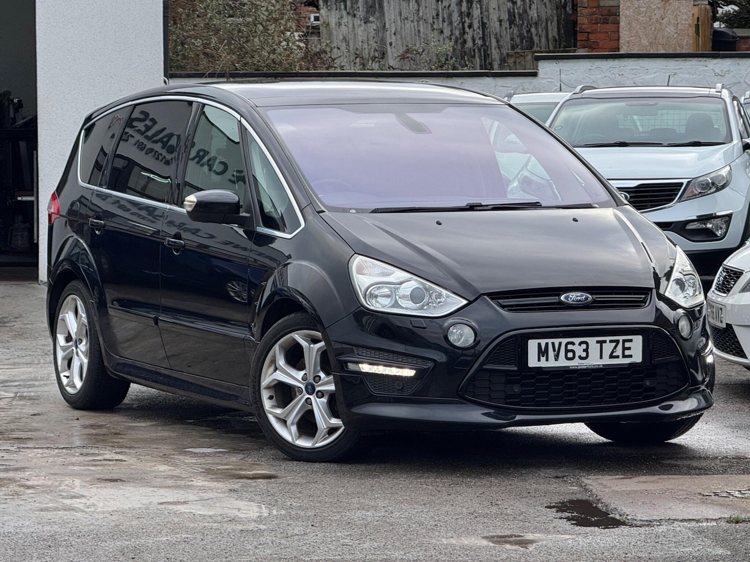 Used Ford S-Max 2013 for sale - 77396373: Photo 6