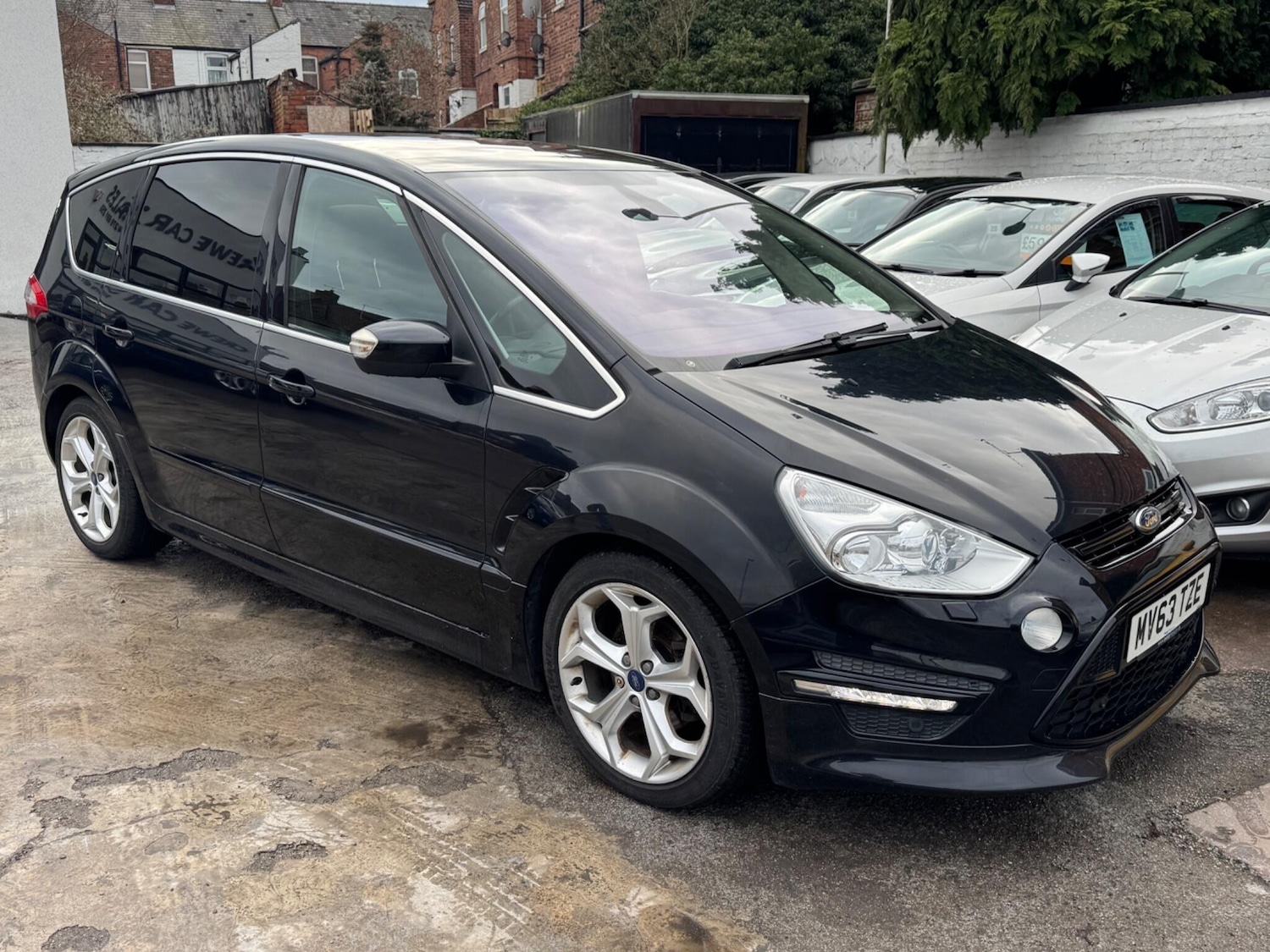 Used Ford S-Max 2013 for sale - 77396373: Photo 9