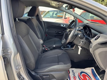 Used Ford Fiesta 2014 for sale - 78034377: Photo