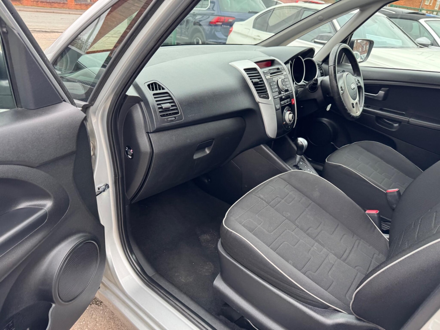 Used Kia Venga 2012 for sale - 77794289: Photo 20