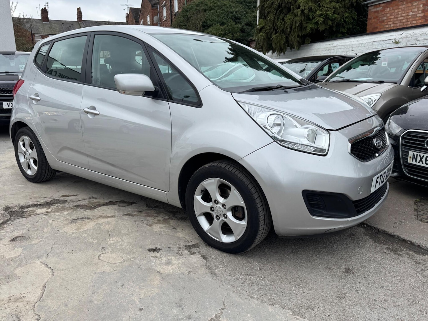 Used Kia Venga 2012 for sale - 77794289: Photo 6
