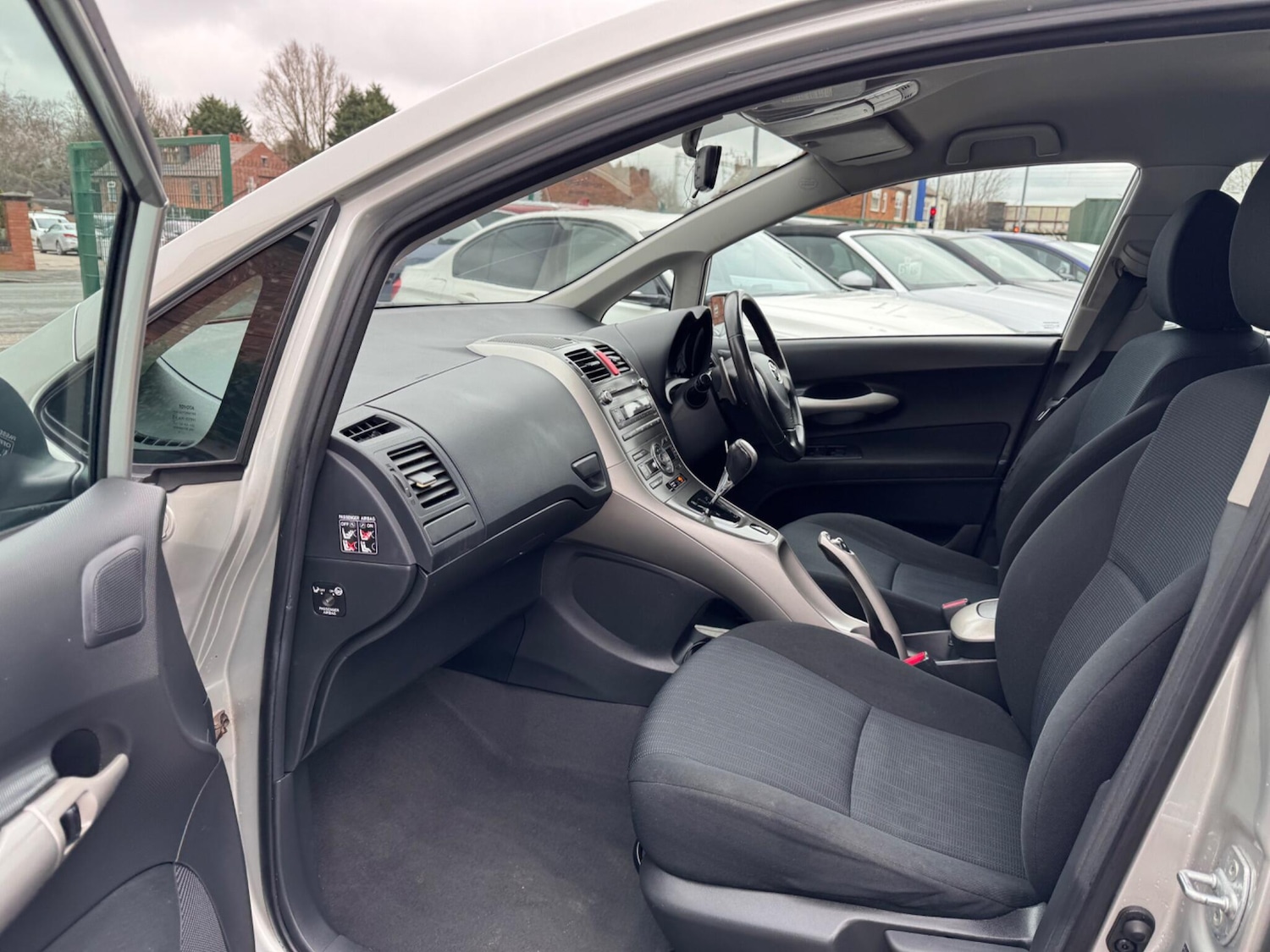 Used Toyota Auris for sale - 77783135: Photo 2