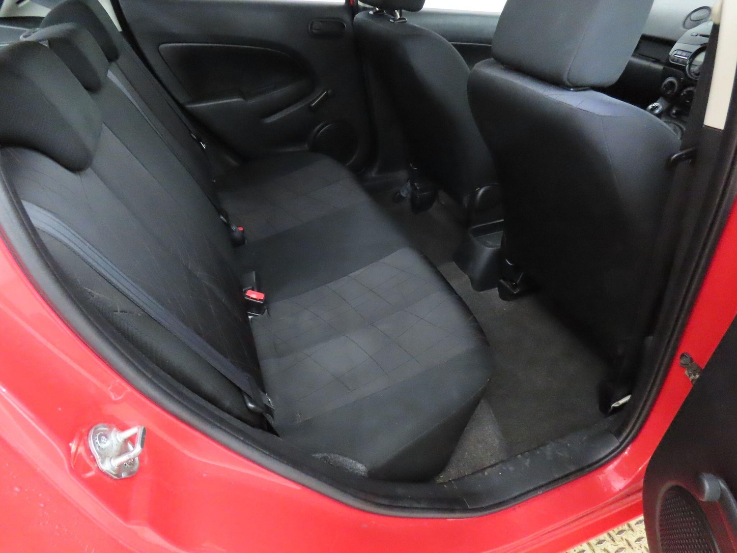 Used Mazda Mazda2 2013 for sale - 77351657: Photo 8