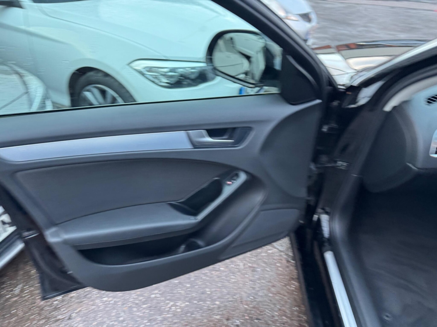 Used Audi A4 2009 for sale - 77625521: Photo 26