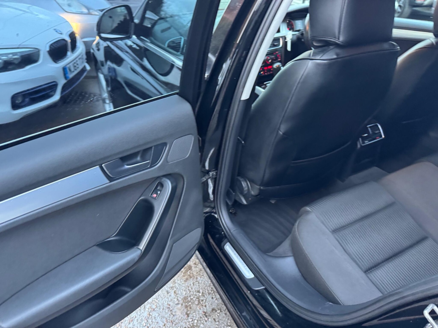 Used Audi A4 2009 for sale - 77625521: Photo 29