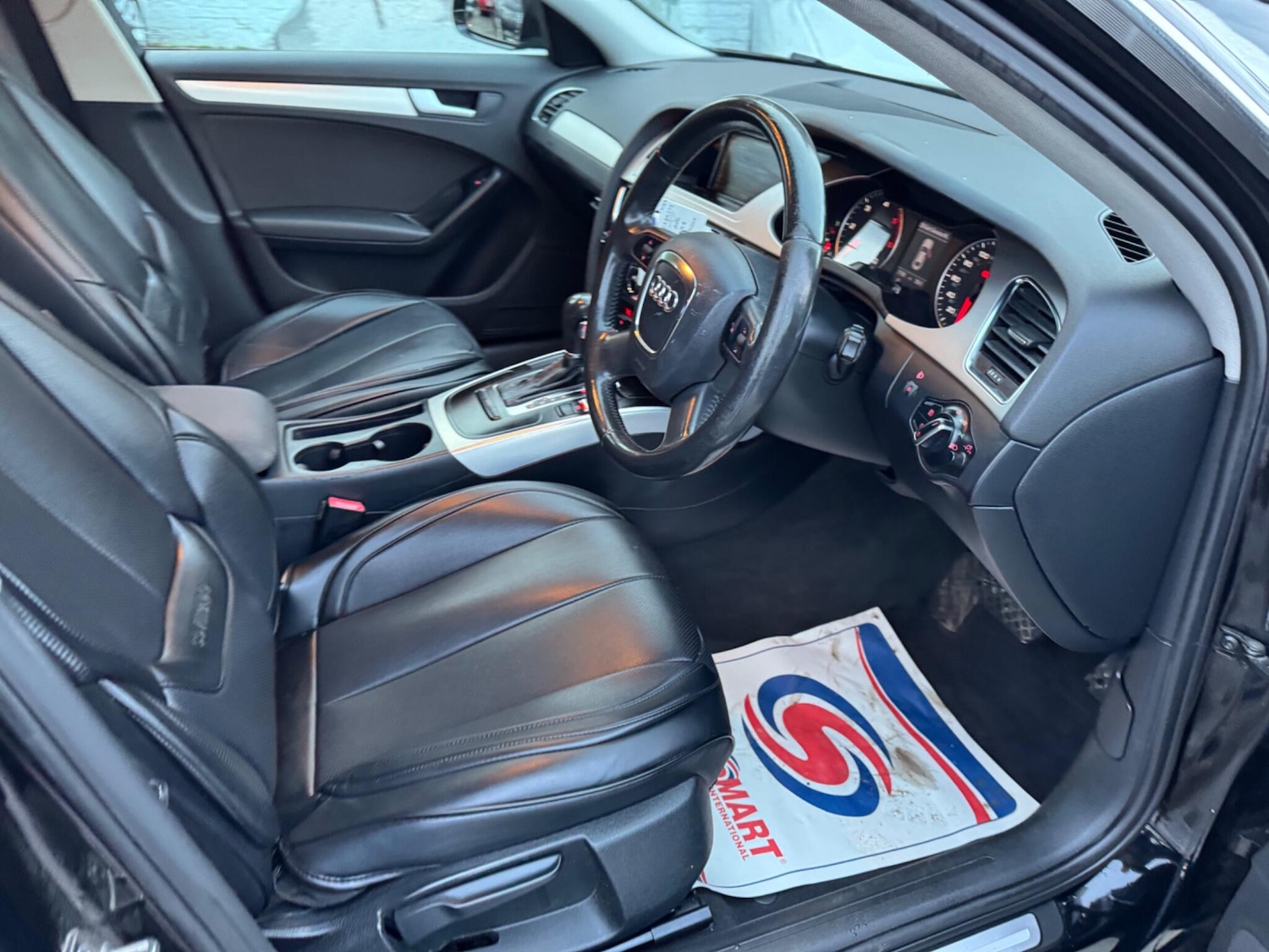 Used Audi A4 2009 for sale - 77625521: Photo 3