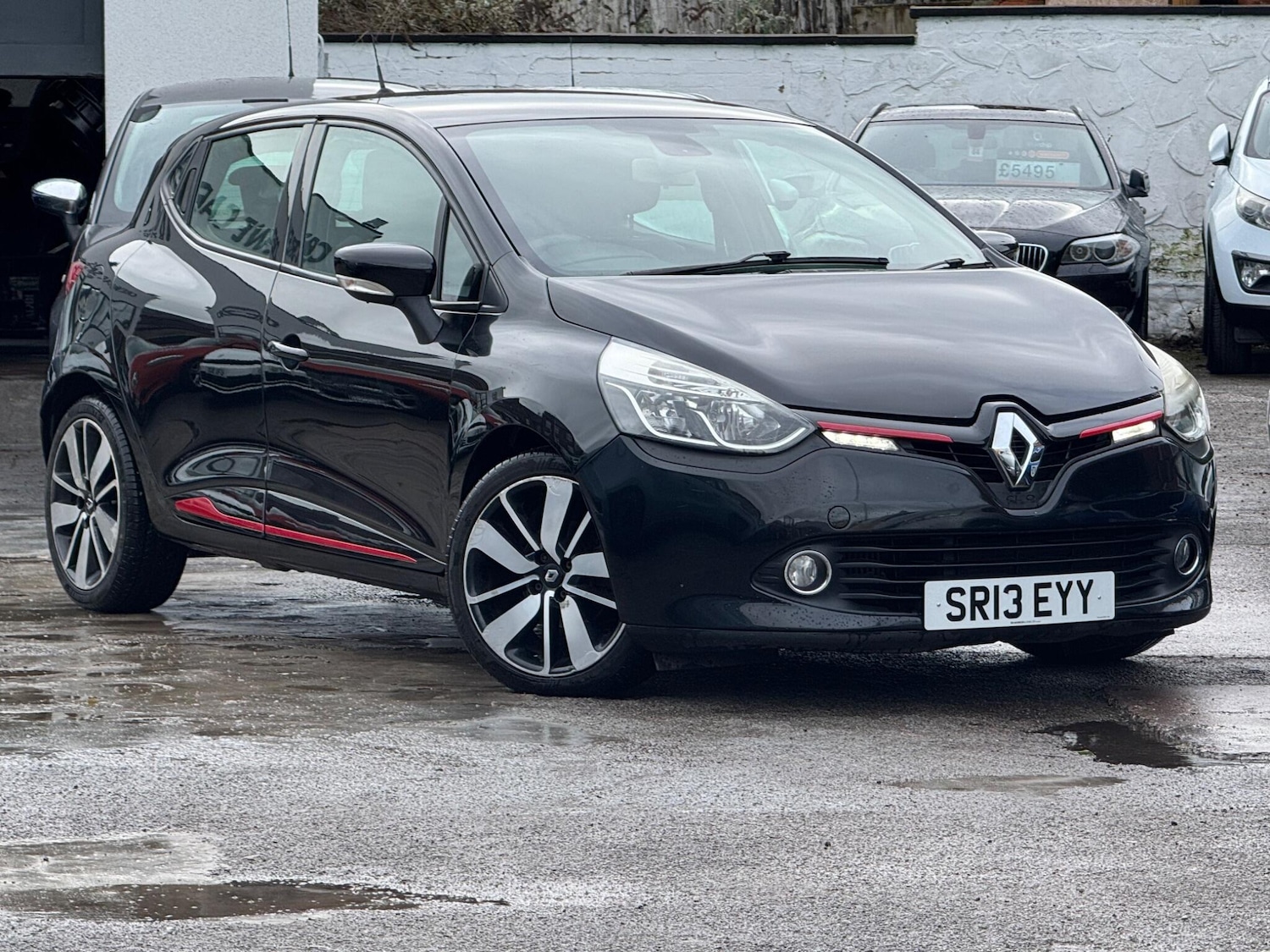 Used Renault Clio 2013 for sale - 77351486: Photo 2