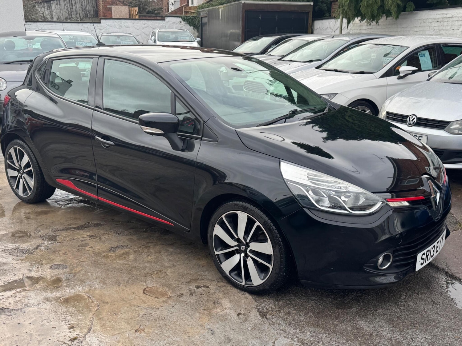 Used Renault Clio 2013 for sale - 77351486: Photo 4
