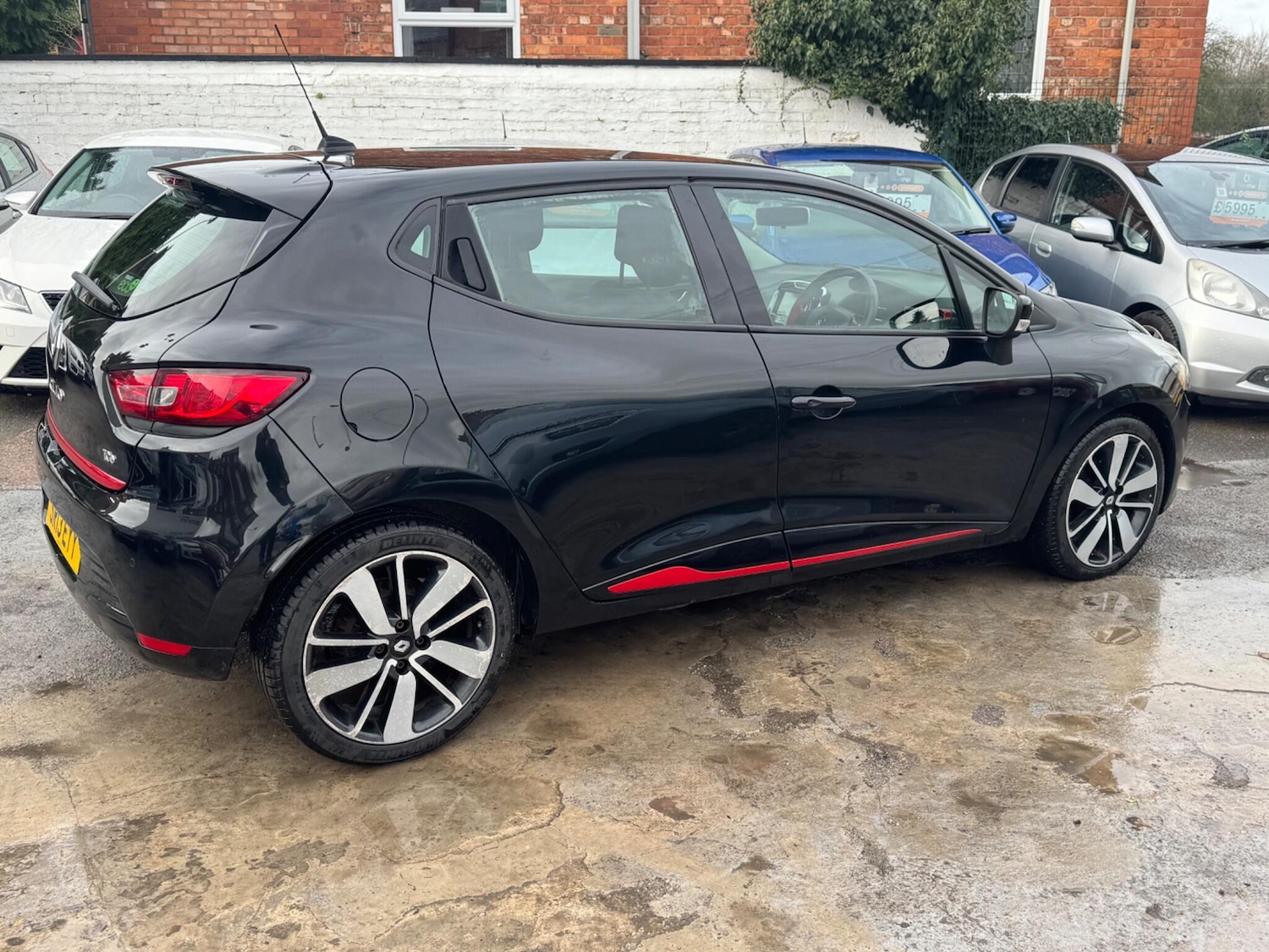 Used Renault Clio 2013 for sale - 77351486: Photo 8