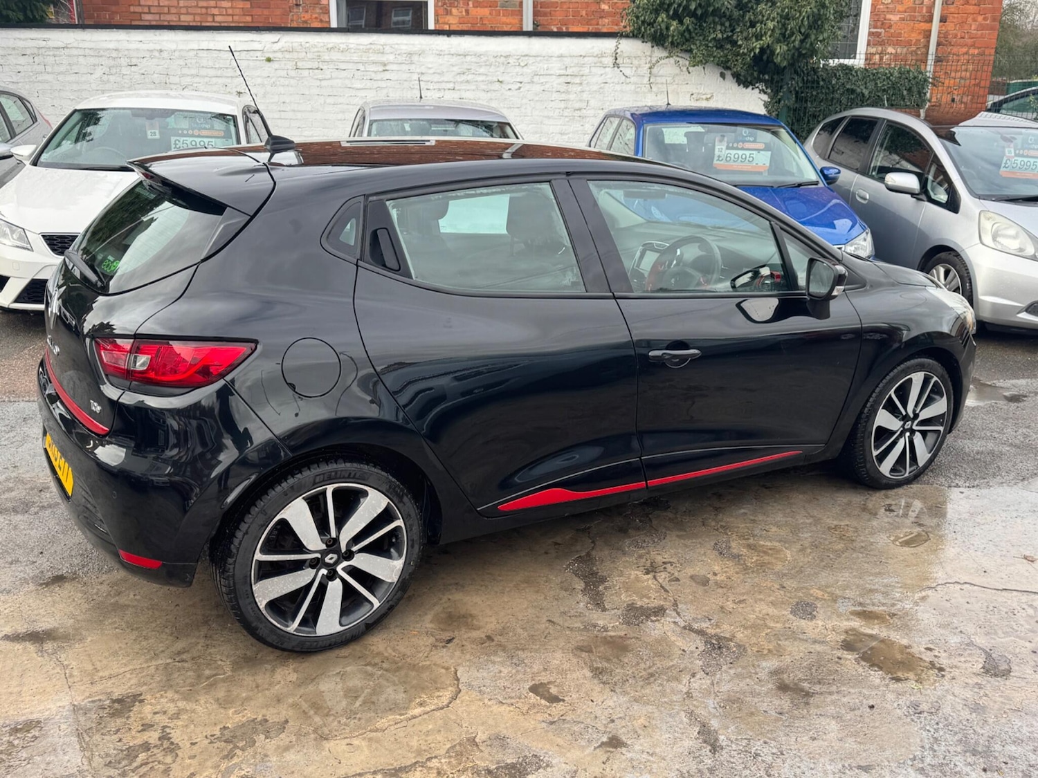 Used Renault Clio 2013 for sale - 77351486: Photo 9