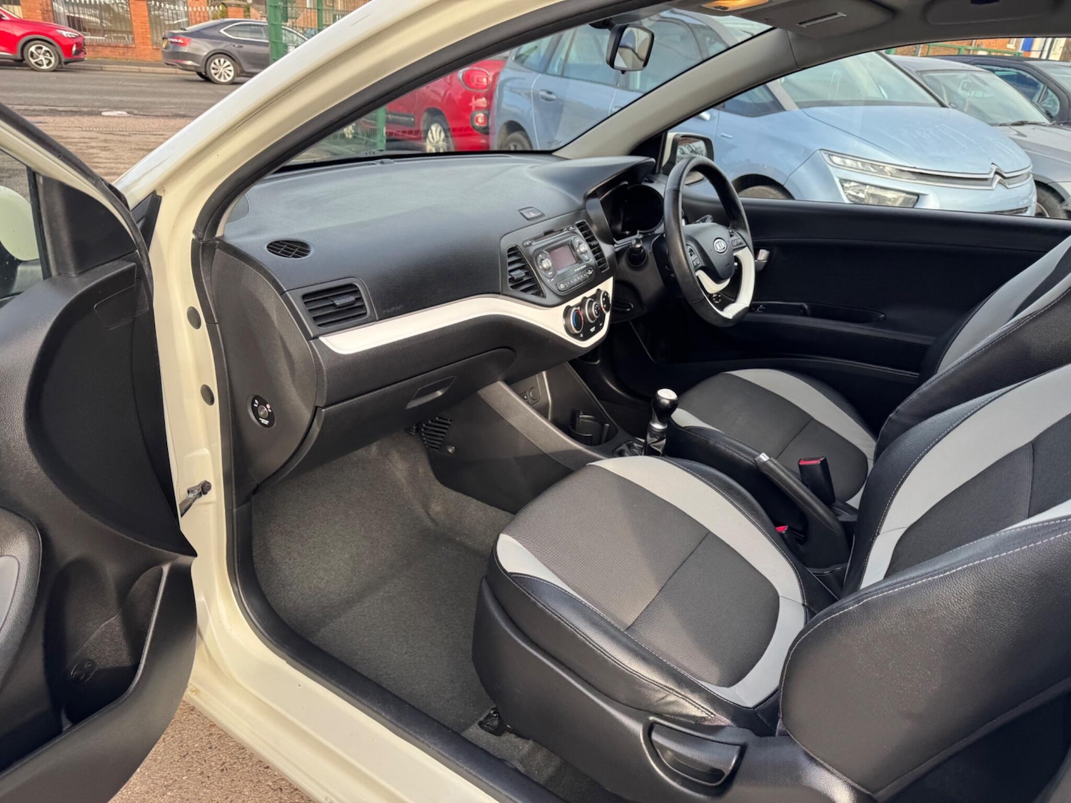 Used Kia Picanto for sale - 77351680: Photo 43