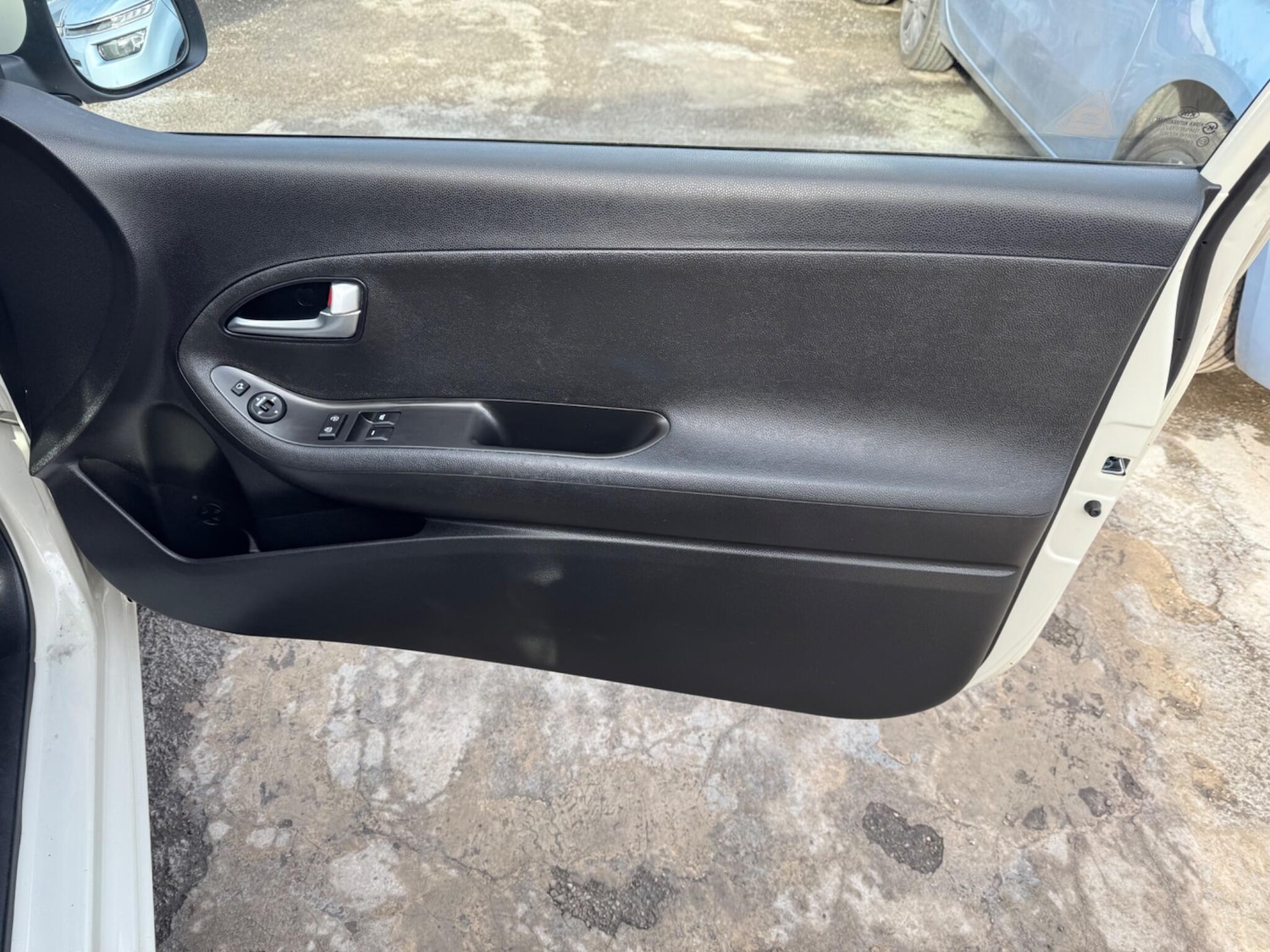 Used Kia Picanto for sale - 77351680: Photo 45