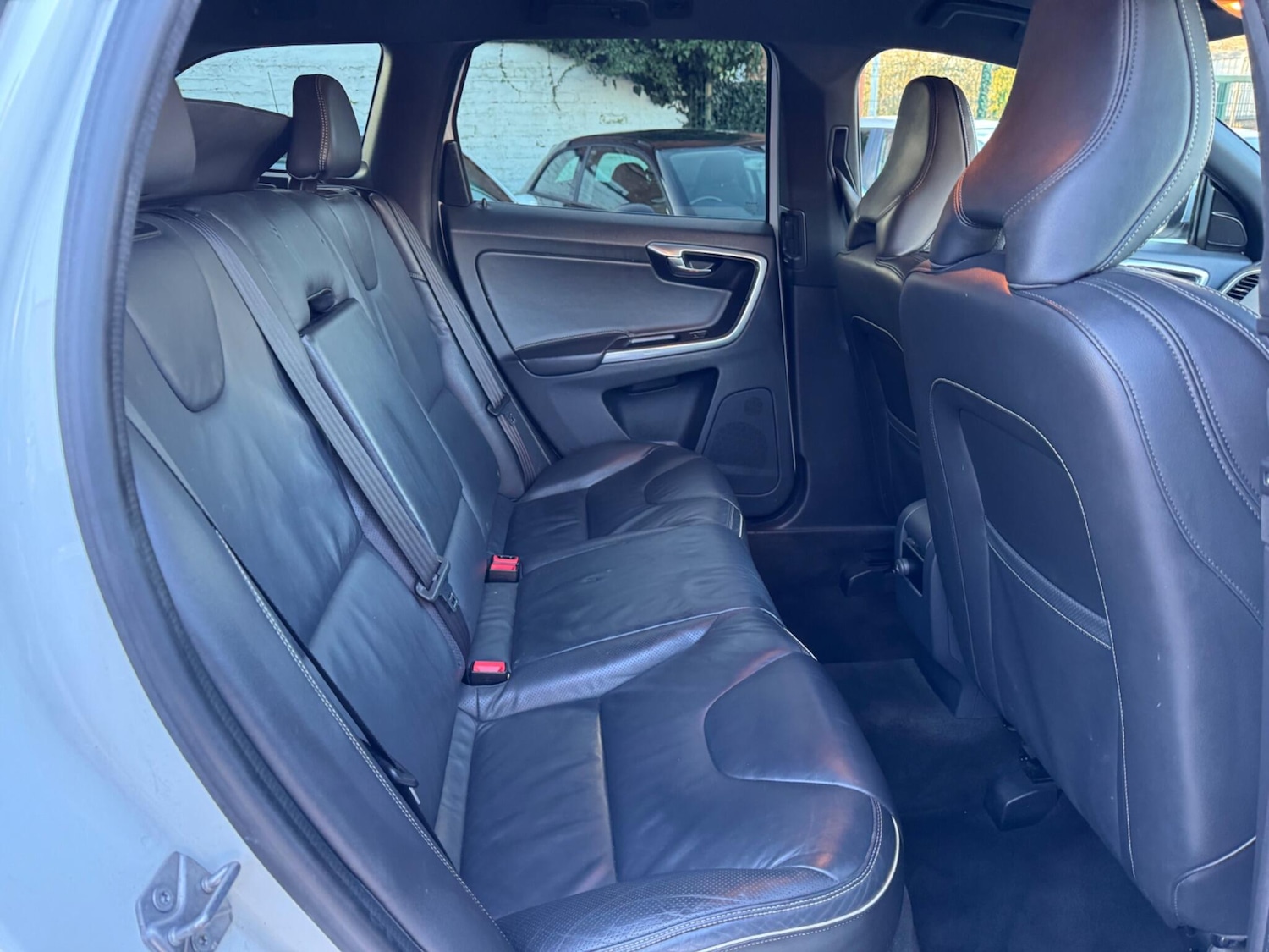 Used Volvo XC60 for sale - 77704652: Photo 24