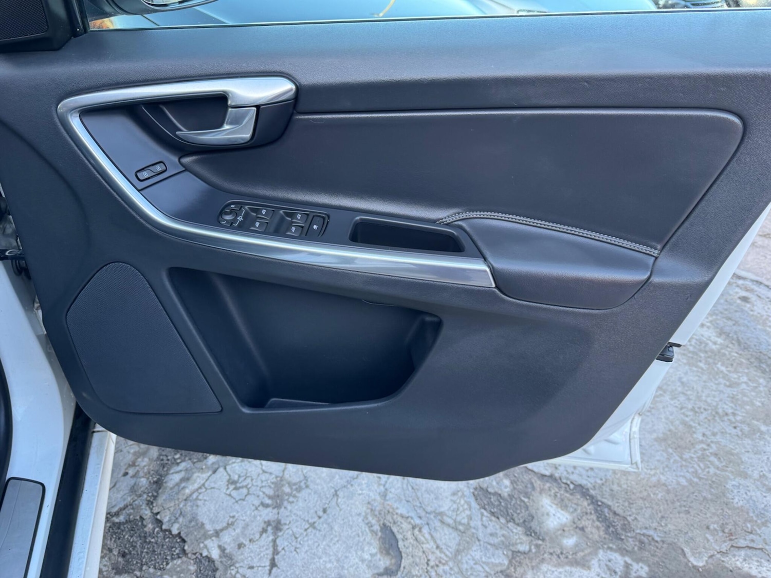 Used Volvo XC60 for sale - 77704652: Photo 27