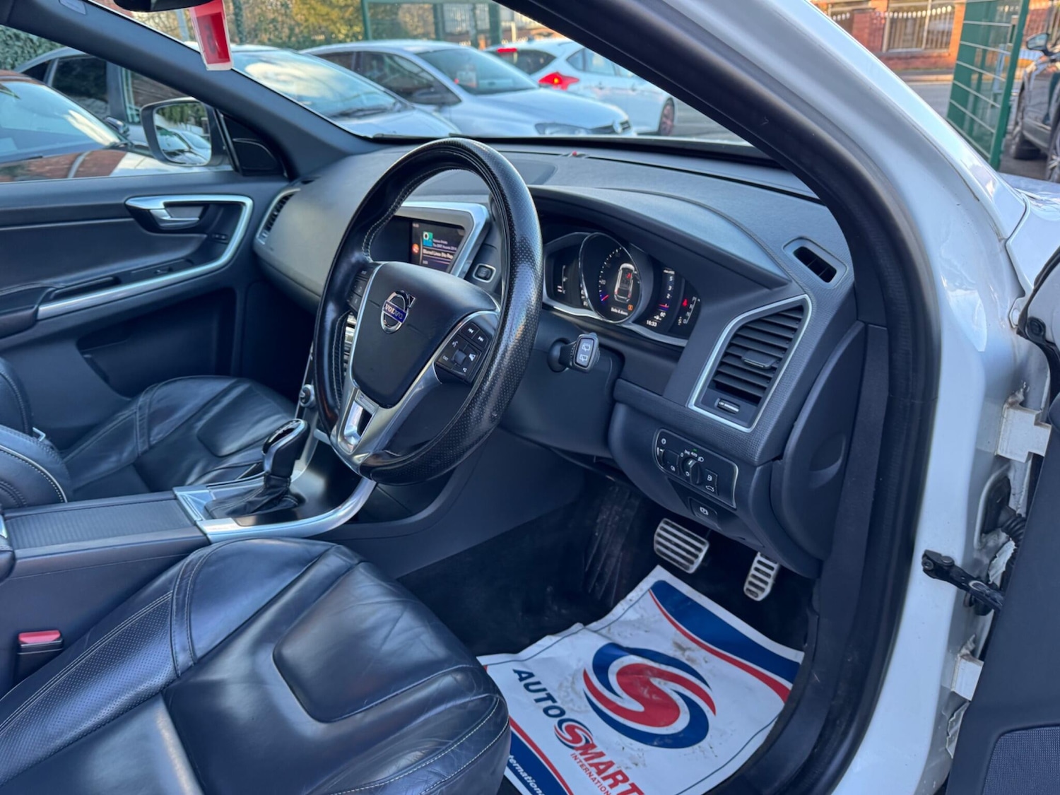 Used Volvo XC60 for sale - 77704652: Photo 29