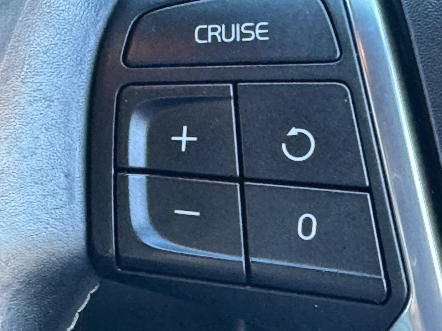 Used Volvo XC60 for sale - 77704652: Photo 35